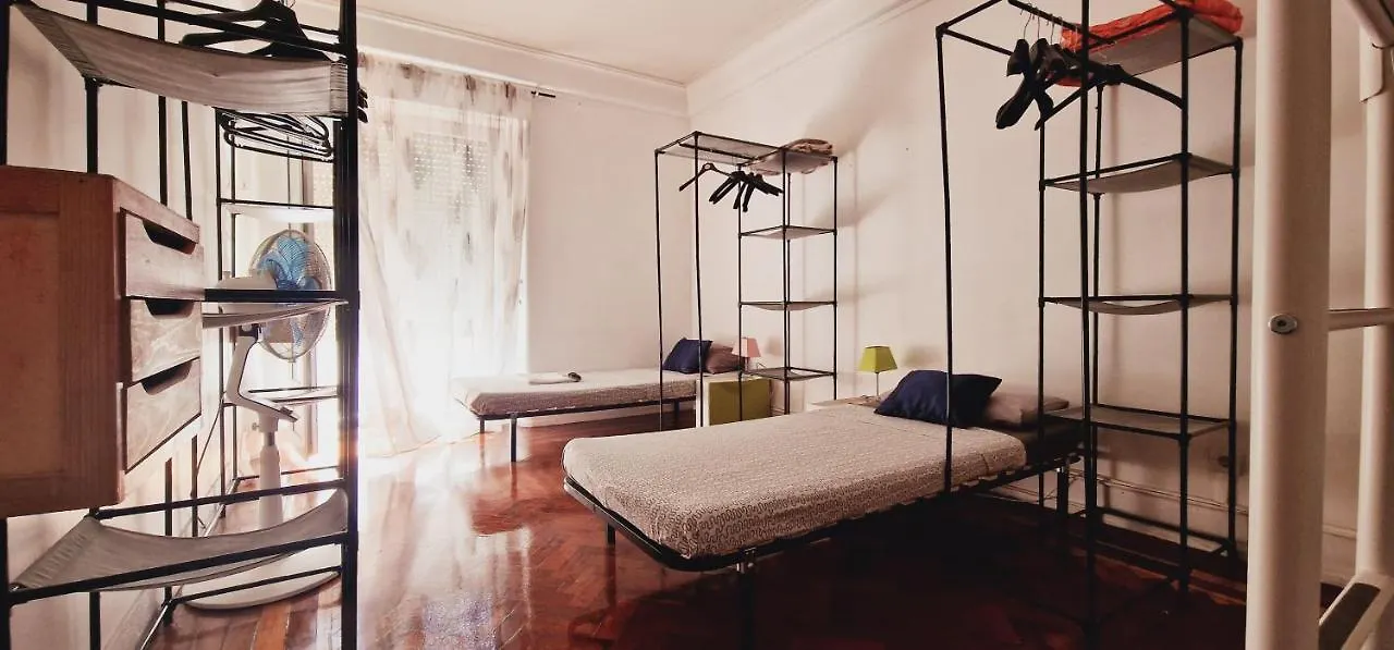 Mini Hostel In Lisboa